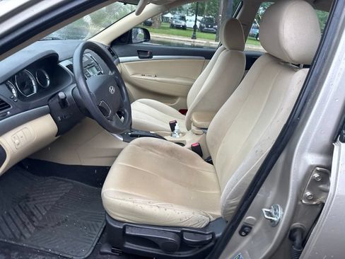 Used 2009 Hyundai Sonata GLS FWD image 6