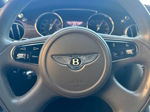 Used 2011 Bentley Mulsanne RWD image 17