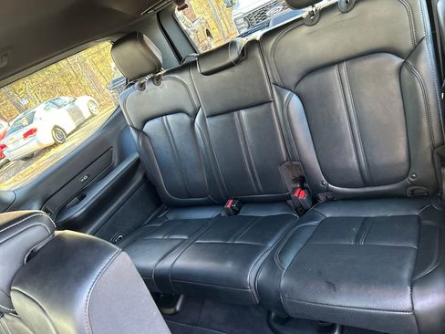 Used 2024 Jeep Wagoneer Series II image 25