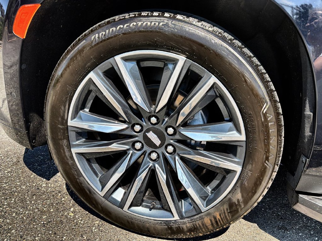 Used 2023 Cadillac Escalade Sport Platinum AWD/4WD image 16