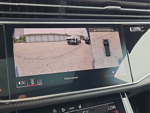 New 2026 Audi SQ8 Premium Plus AWD/4WD image 16