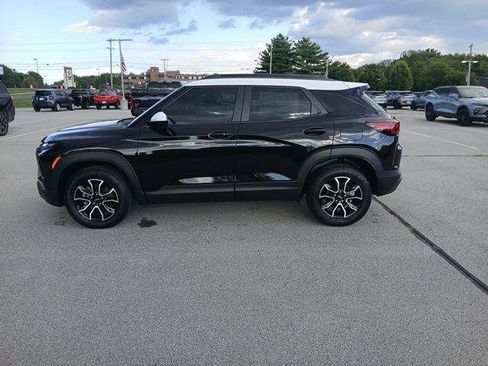 New 2025 Chevrolet TrailBlazer ACTIV w/ Convenience Package image 2