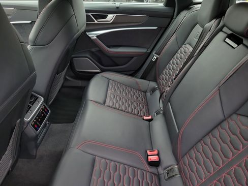 Used 2024 Audi RS 6 performance image 26