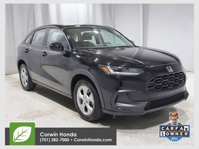 Used 2025 Honda HR-V LX