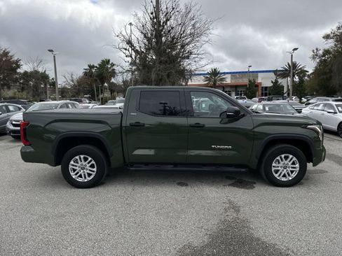 Used 2022 Toyota Tundra SR5 w/ SR5 Convenience Package image 7