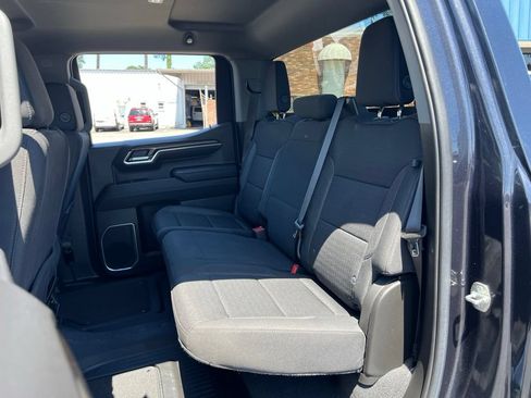 Used 2023 Chevrolet Silverado 1500 LT w/ Z71 Off-Road Package AWD/4WD image 16