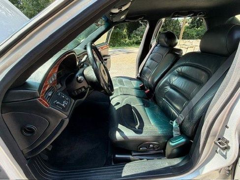 Used 2000 Cadillac De Ville w/ Comfort/Convenience Pkg FWD image 8