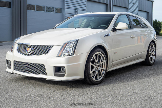 Used 2011 Cadillac CTS V RWD image 13