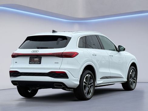 Certified 2025 Audi Q5 Premium w/ Premium Plus AWD/4WD image 6