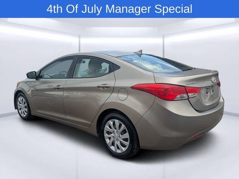 Used 2011 Hyundai Elantra GLS FWD image 5
