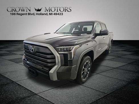 Used 2024 Toyota Tundra Limited AWD/4WD image 3