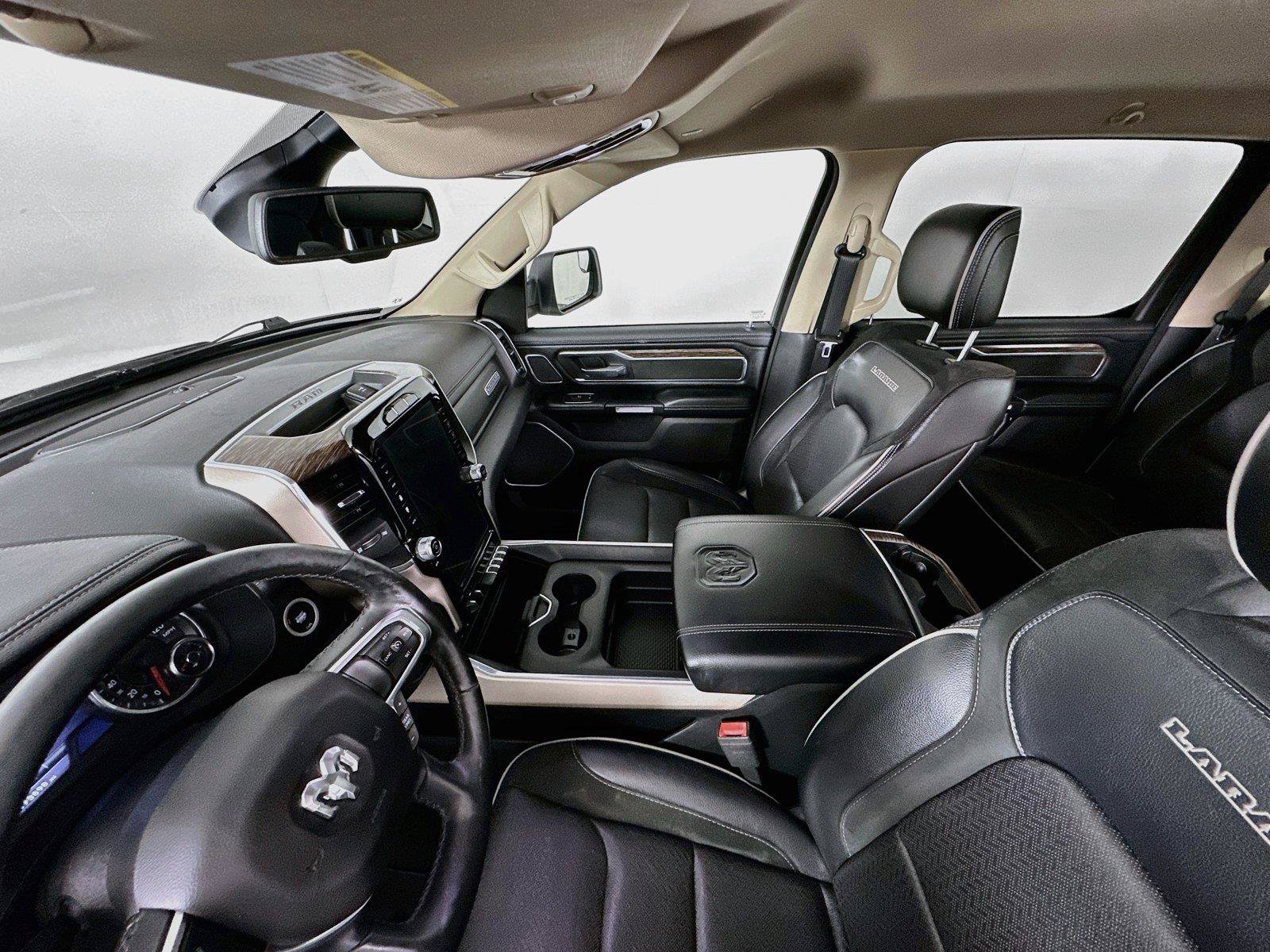 Used 2019 RAM 1500 Laramie AWD/4WD image 5