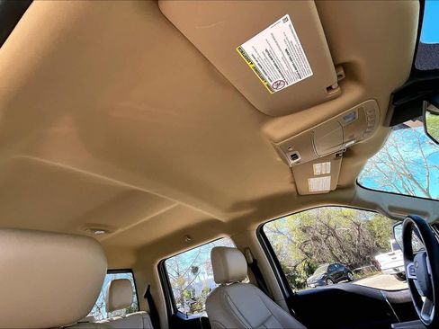 Used 2021 Ford F250 Lariat w/ Lariat Ultimate Package image 13