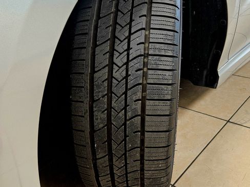 Used 2018 Toyota Camry SE image 36