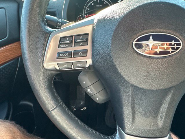 Used 2013 Subaru Outback 3.6R Limited w/ Moonroof Pkg AWD/4WD image 21