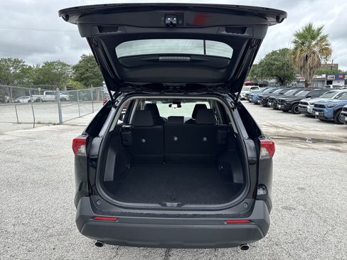 Certified 2025 Toyota RAV4 LE AWD/4WD image 20