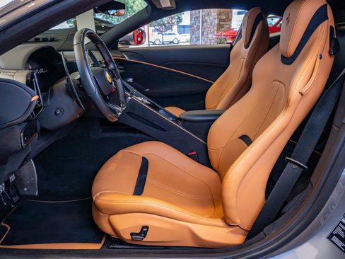 Certified 2022 Ferrari Roma image 10
