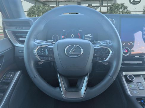 Certified 2025 Lexus GX 550 AWD/4WD image 13