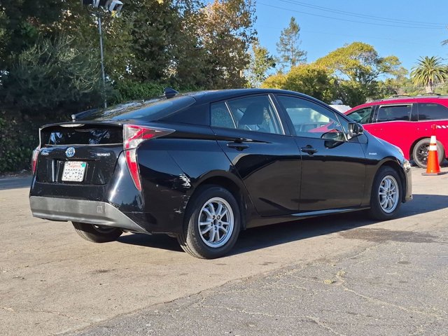 Used 2016 Toyota Prius Two FWD image 5
