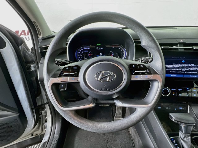 Used 2023 Hyundai Tucson SEL FWD image 12