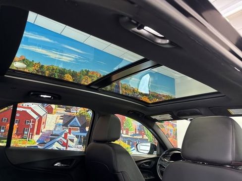 Used 2022 Chevrolet Equinox RS w/ RS Leather Package AWD/4WD image 50