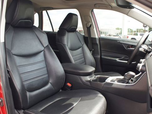 Used 2023 Toyota RAV4 XLE Premium FWD image 22