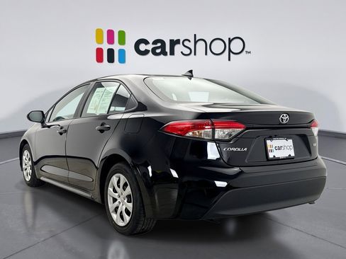 Used 2024 Toyota Corolla LE image 3