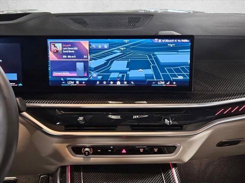 Certified 2025 BMW X7 M60i AWD/4WD image 15