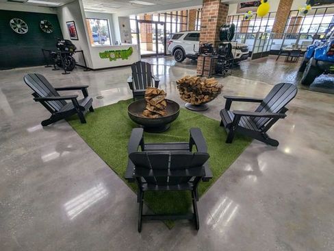 Used 2021 Chevrolet Silverado 1500 LT Trail Boss w/ Convenience Package II image 43