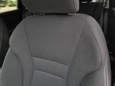 Used 2024 Nissan Rogue S FWD image 19