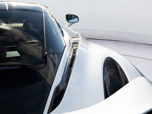 Used 2018 McLaren 720S image 33