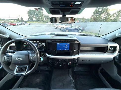 Used 2023 Ford F450 XL AWD/4WD image 3