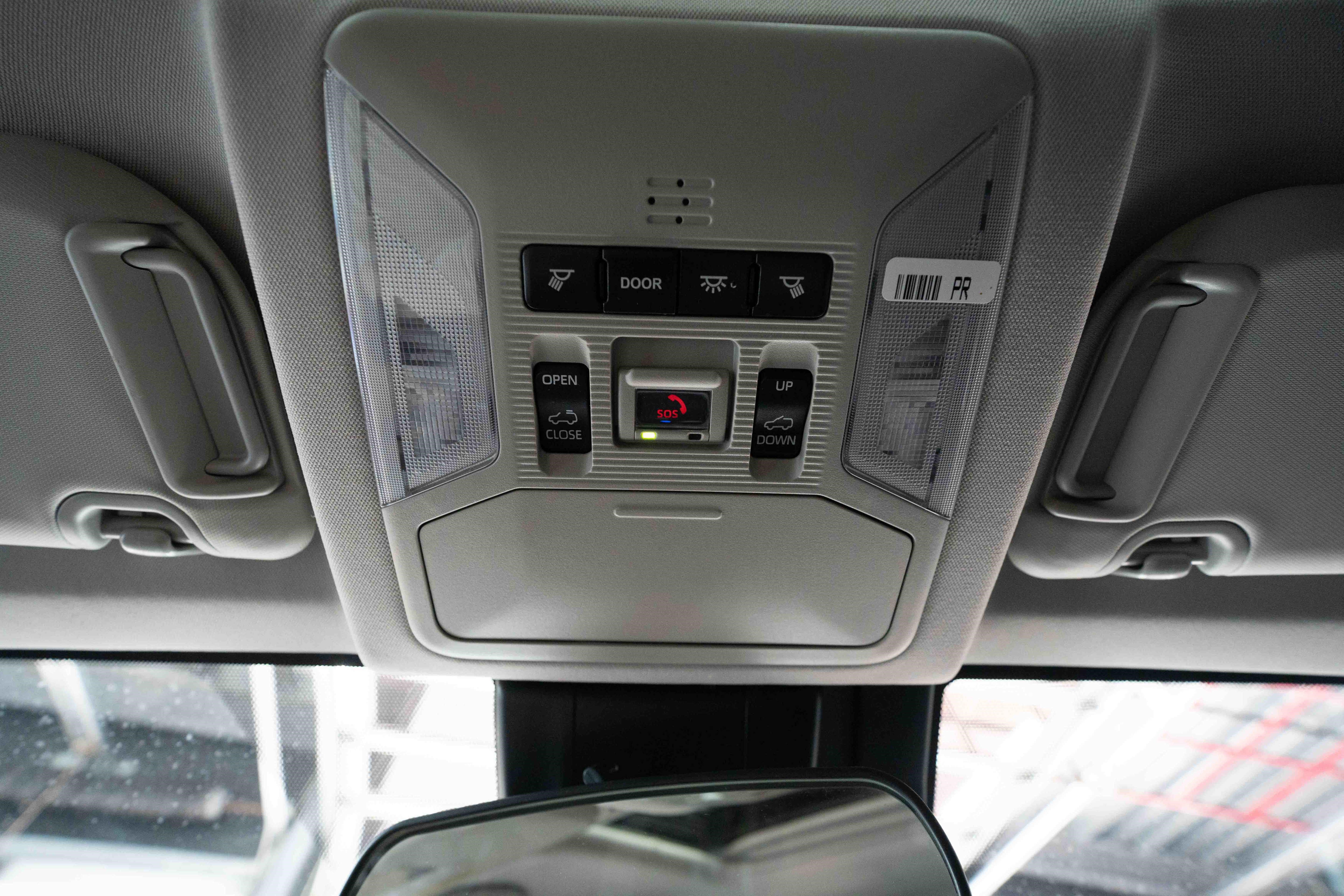 Used 2020 Toyota RAV4 XLE Premium AWD/4WD image 18