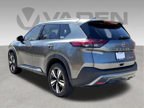 Used 2023 Nissan Rogue SL AWD/4WD image 28