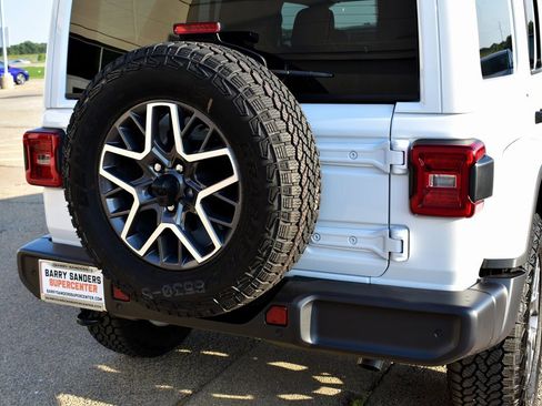 New 2025 Jeep Wrangler Sahara image 11