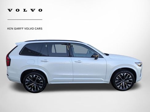 New 2026 Volvo XC90 B6 Ultra w/ Protection Package AWD/4WD image 2