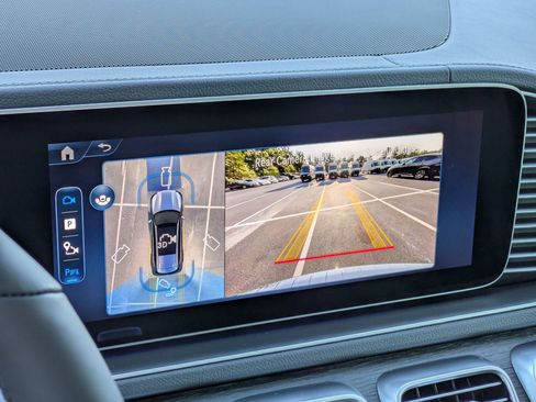 New 2026 Mercedes-Benz GLS 450 4MATIC image 26