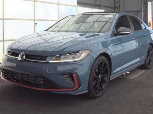 Used 2025 Volkswagen Jetta GLI Autobahn image 7