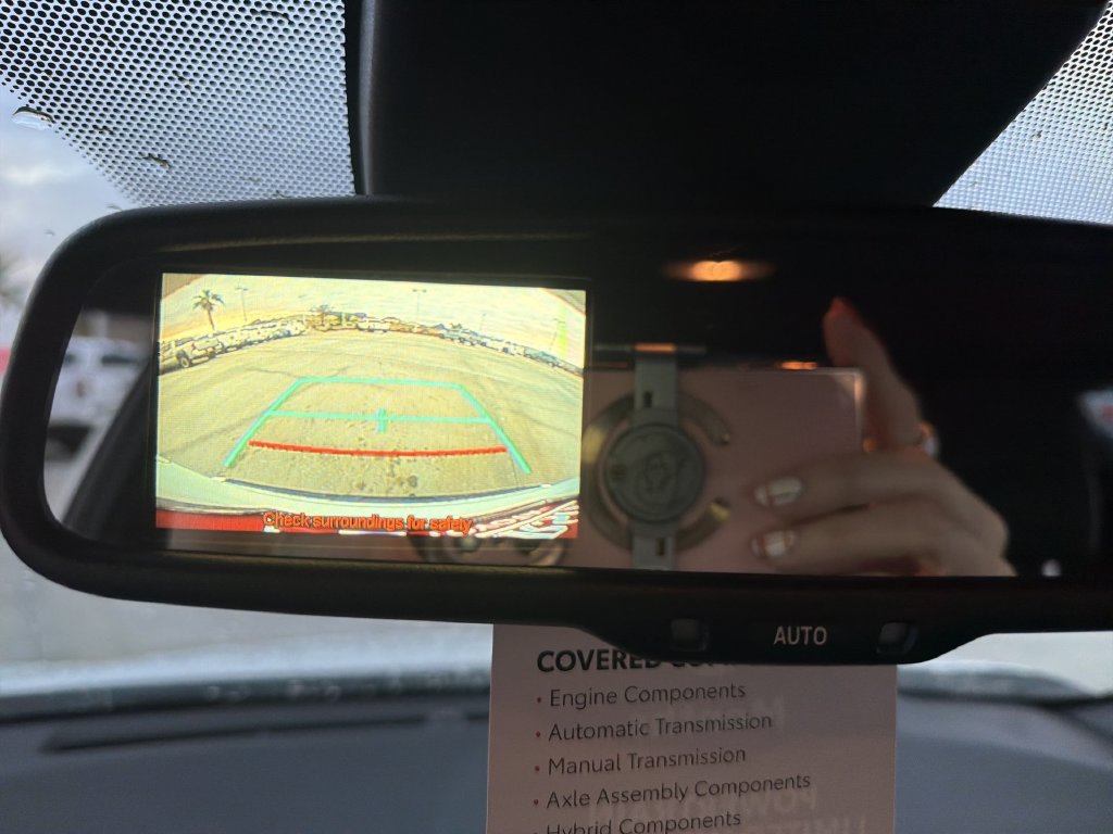 Used 2018 Toyota C-HR XLE FWD image 21