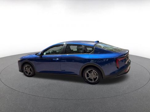 Used 2025 Kia K4 LXS image 10