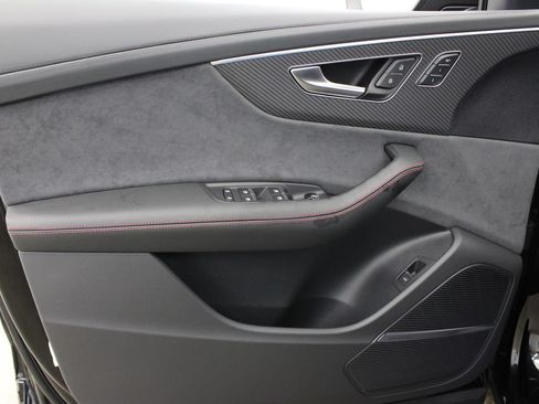 New 2026 Audi SQ8 Prestige AWD/4WD image 17