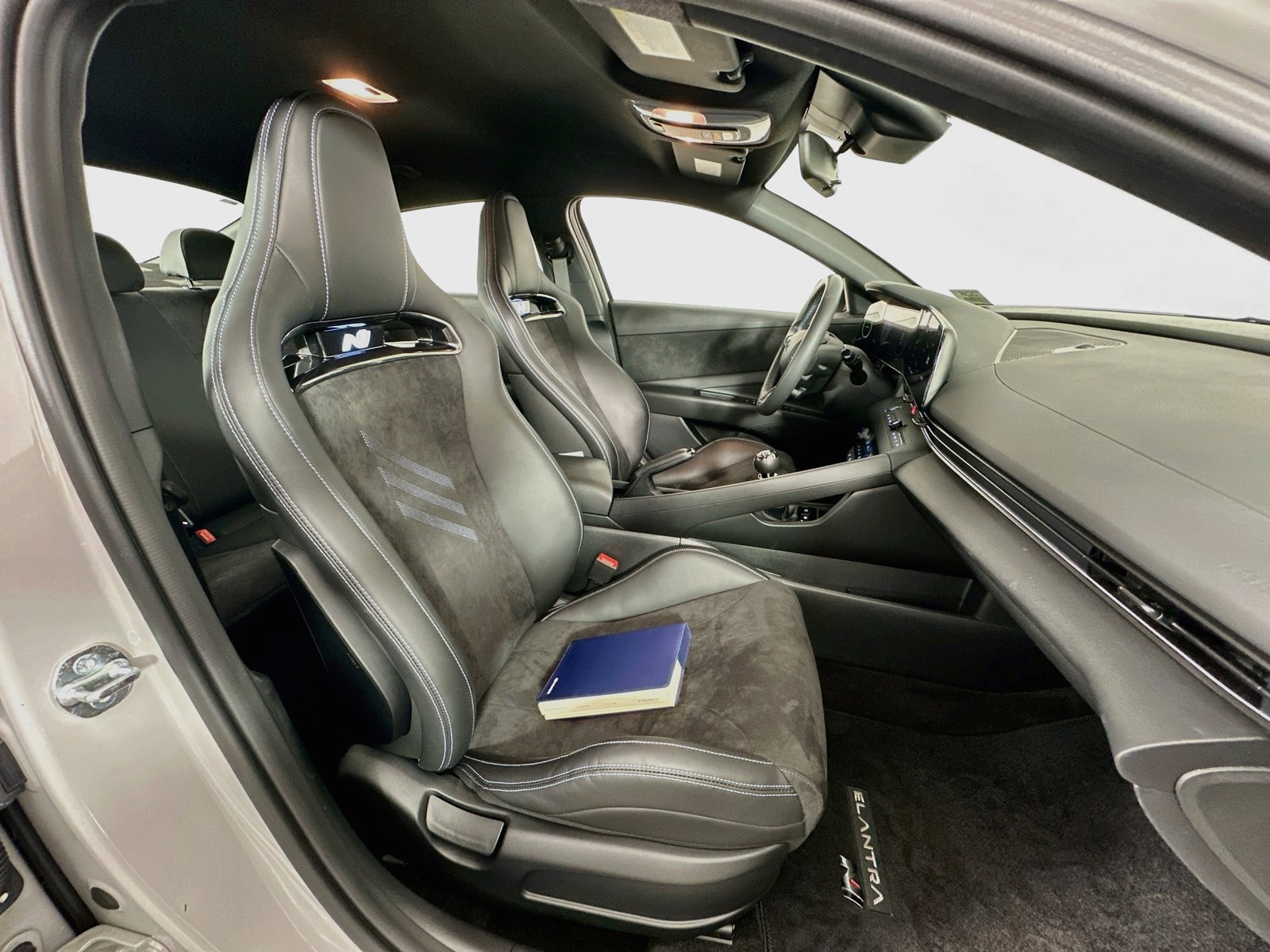 Used 2025 Hyundai Elantra N FWD image 27