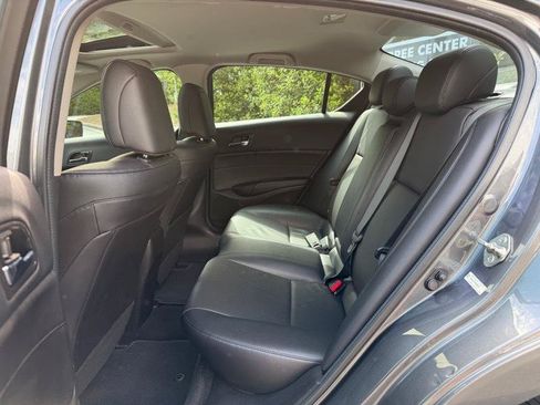 Used 2013 Acura ILX w/ Technology Package FWD image 22