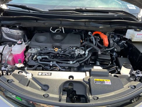 Certified 2022 Toyota Sienna XSE image 48