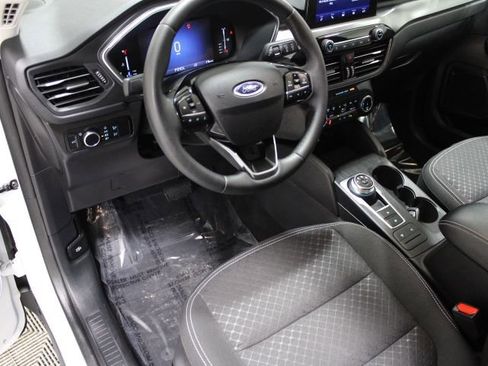 Used 2023 Ford Escape Active AWD/4WD image 43