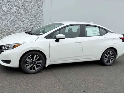 New 2025 Nissan Versa SV w/ Trunk Package image 2