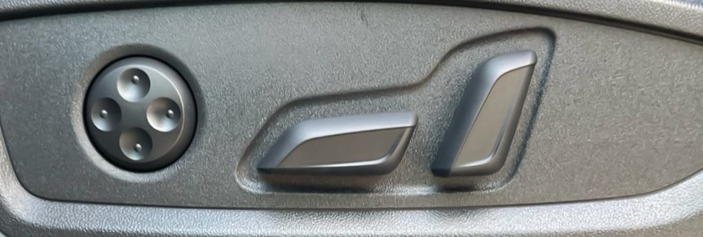 Used 2023 Audi Q5 2.0T Premium Plus w/ Premium Plus Package AWD/4WD image 24