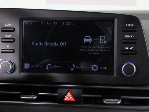 Certified 2026 Hyundai Elantra Sport FWD image 9