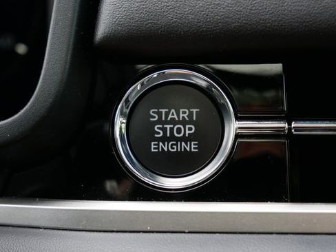 Used 2025 Mitsubishi Outlander SE AWD/4WD image 26