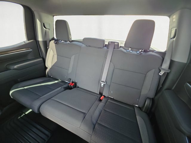 Certified 2026 Chevrolet Silverado 1500 LT RWD image 13